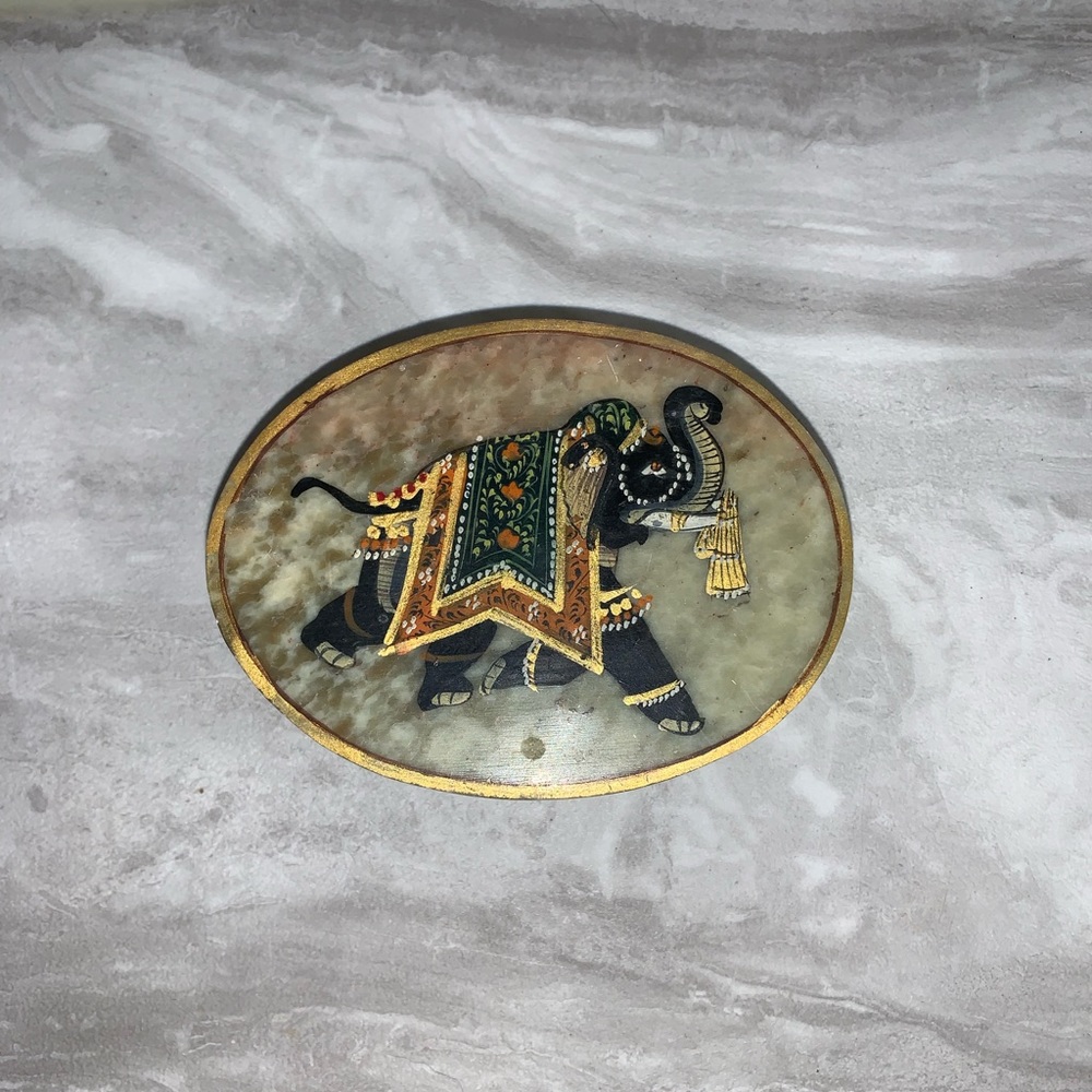 Elephant stone jewelry box